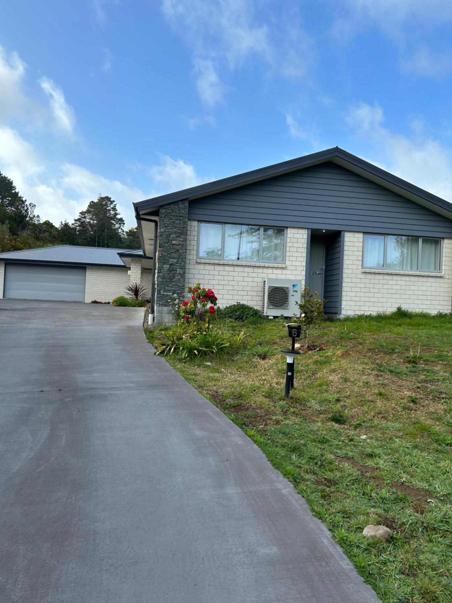 Almost Heaven Bnb Bed & Breakfast New Plymouth Exterior photo