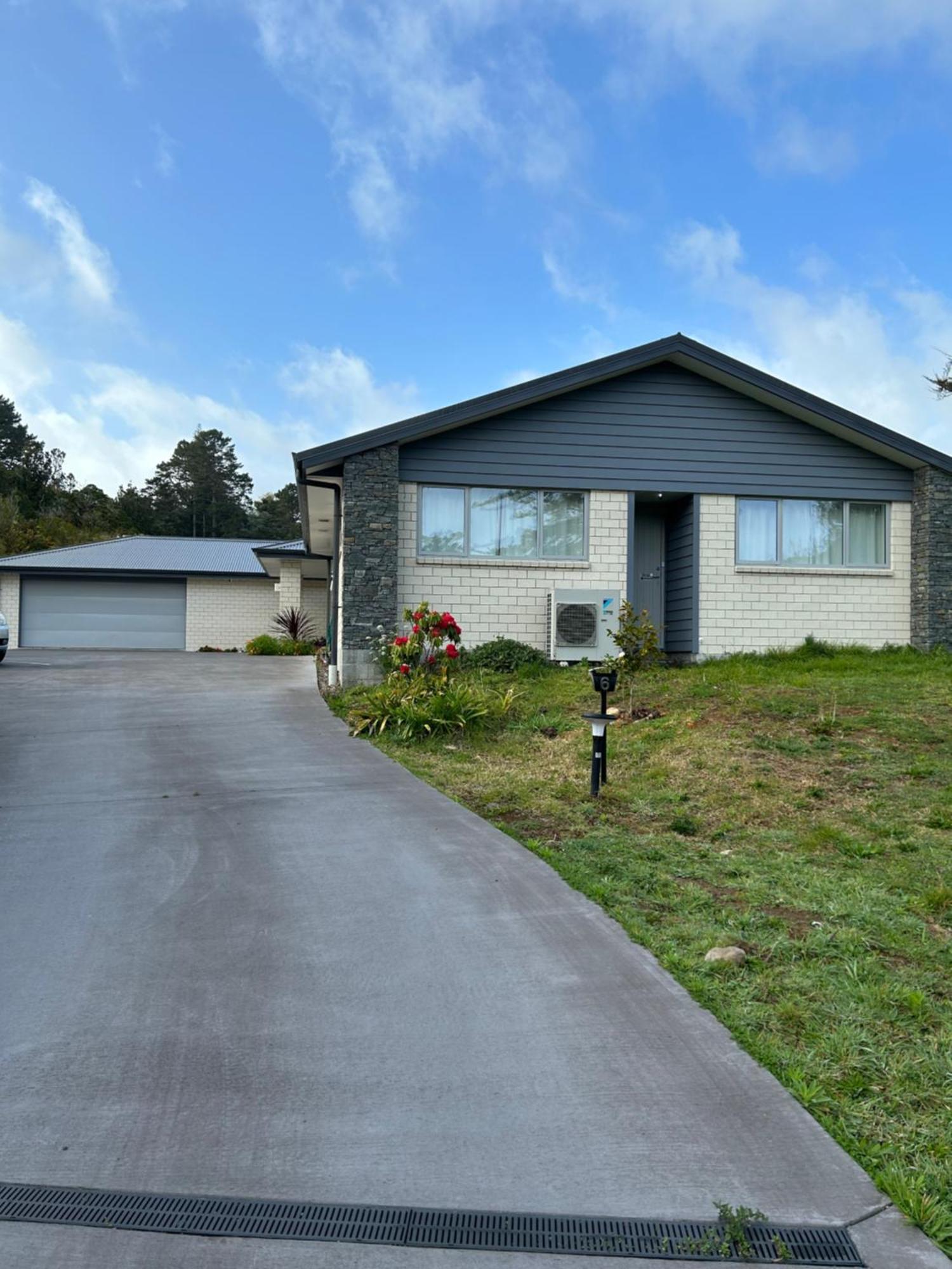 Almost Heaven Bnb Bed & Breakfast New Plymouth Exterior photo